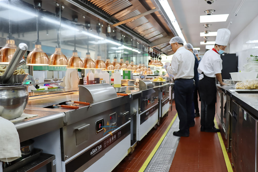 鑫辉餐饮智谷餐厅ky登录工程中央主厨