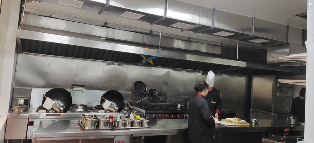 中晟卡莱顿大酒店ky登录工程中央主厨