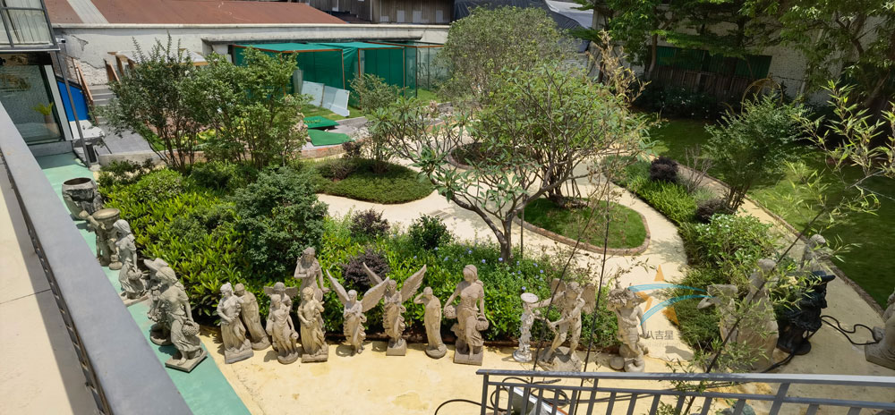 星厨网红餐厅环境