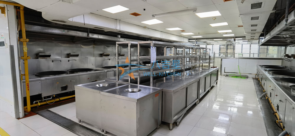 南山鑫辉餐饮中央ky登录二楼炒菜区