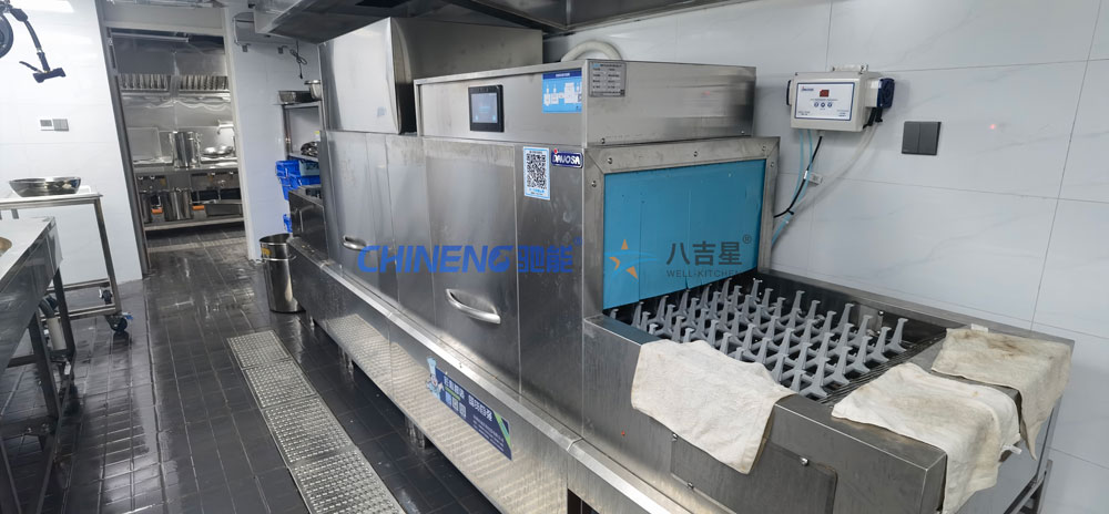 深圳光明贝特瑞2楼员工食堂ky登录清洗间长龙洗碗机