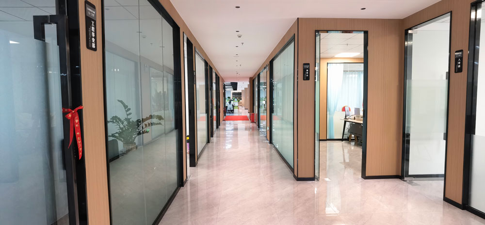 八吉星ky登录工程办公走廊